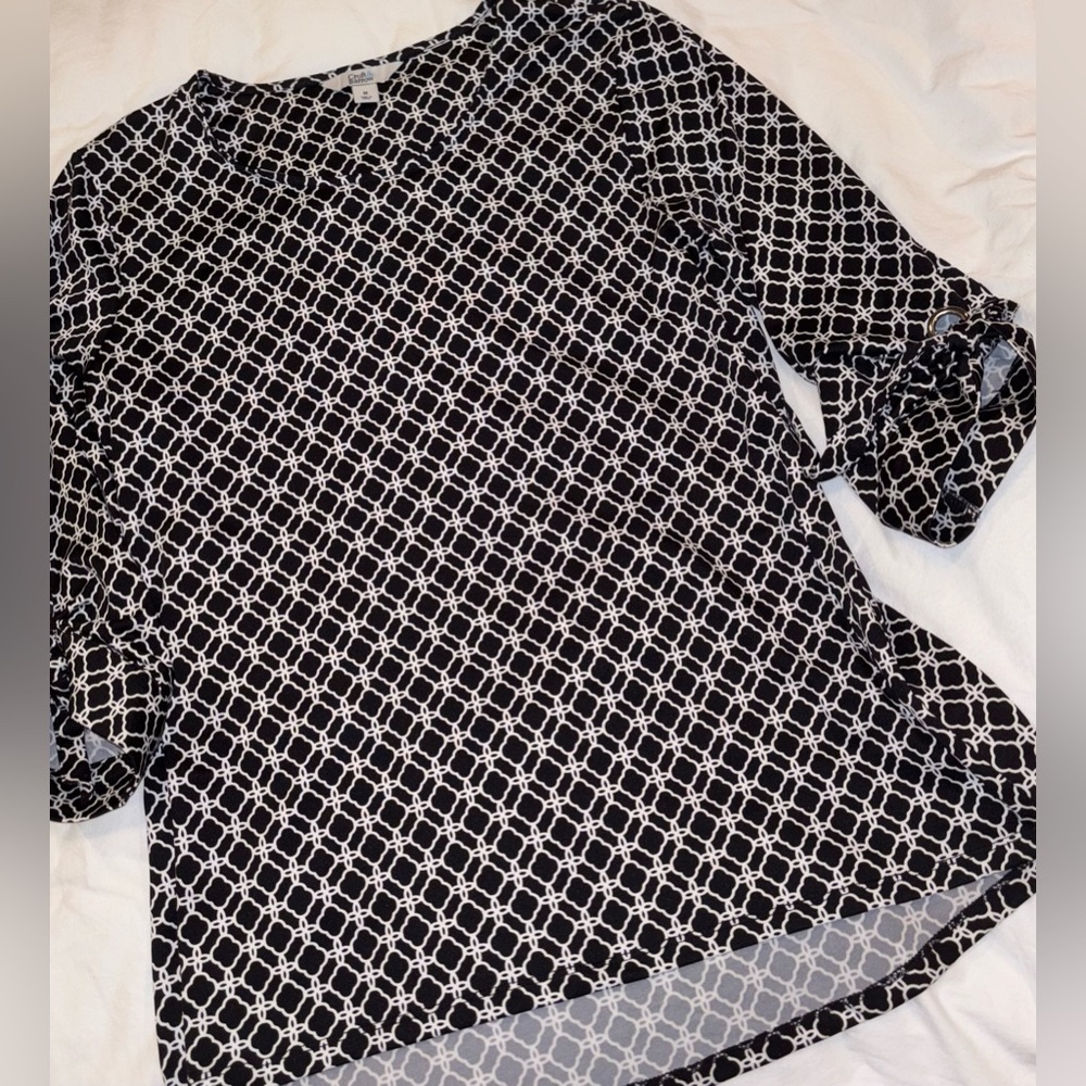 Croft & Barrow Black and White Patterned Blouse